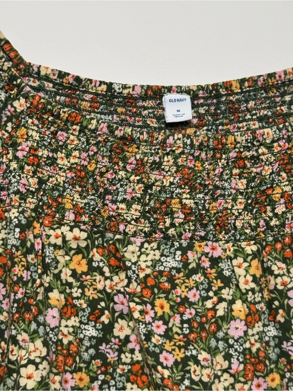 Old Navy Green Floral Print Square-Neck Smocked Blouse, Flutter Sleeve. SZ. M